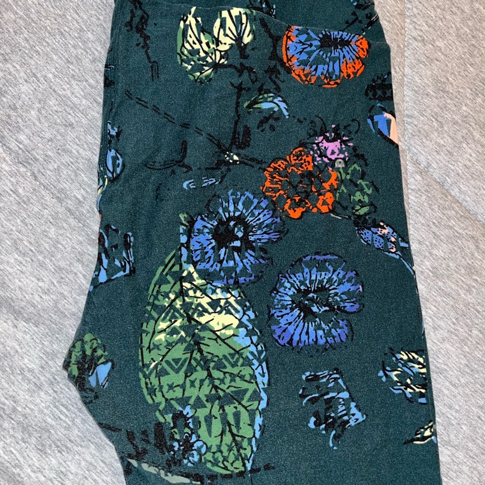 LuLaRoe leggings